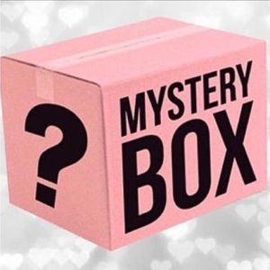 Fill a BOX for $15 💚Live Show Only💚